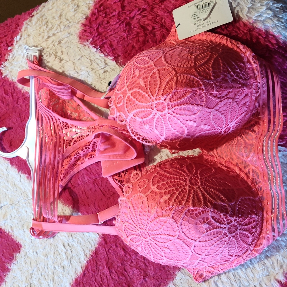 Lingerie sets - Picture 2 of 2